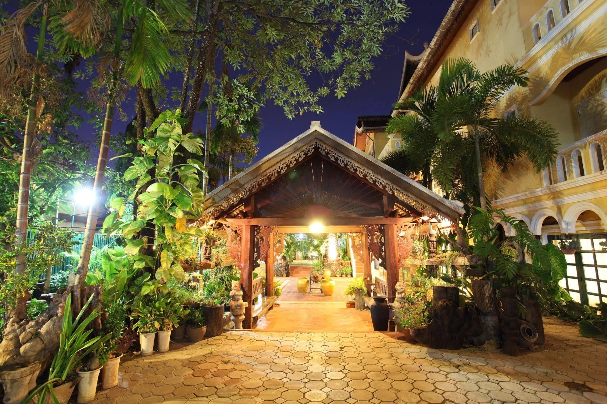 Chandara Boutique Hotel Vientián Exterior foto